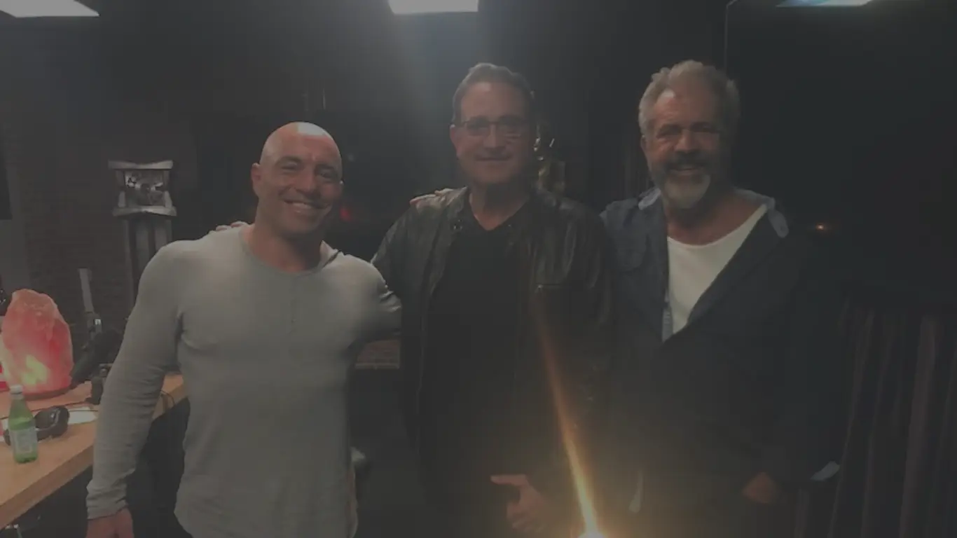 Joe Rogan on Mel Gibson’s Healing Journey with Dr. Neil Riordan’s Golden Cells™ at Stem Cell Institute in Panama